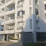 Apartamento con balcón grande